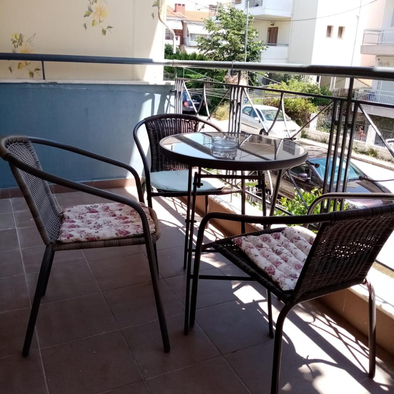 Apartment By The Beach - Nei Epivates 네오이 에피바타이 외부 사진